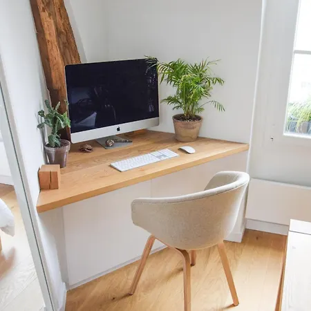 Atypical Charming In Central Le Marais Апартаменты *